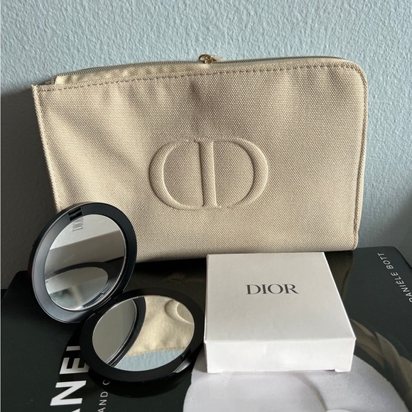 DIOR Compact✨ limited edition ✨ Pocket Mirror & VIP cosmetic clutch bag - Picture 10 of 10